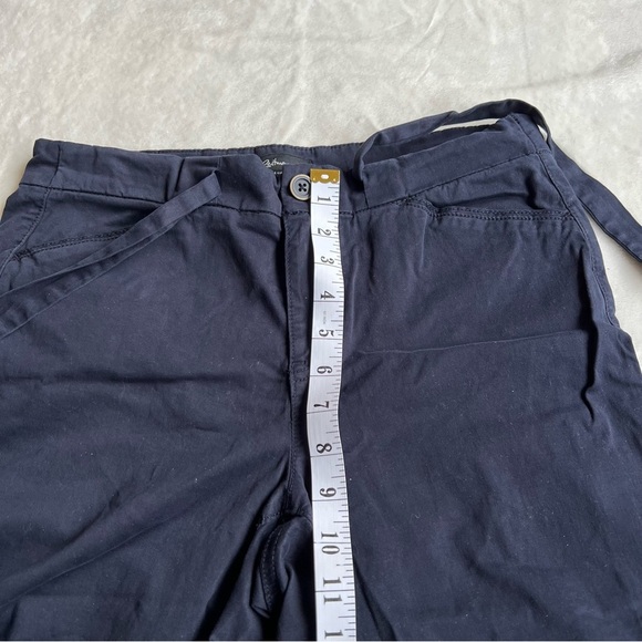 Reitmans Navy Blue Capris - Picture 5 of 8